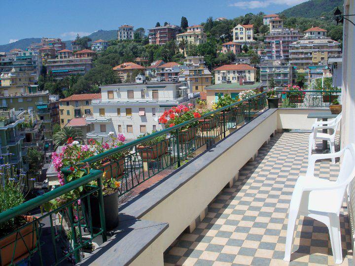 Attic Apartment Rapallo Pokój zdjęcie